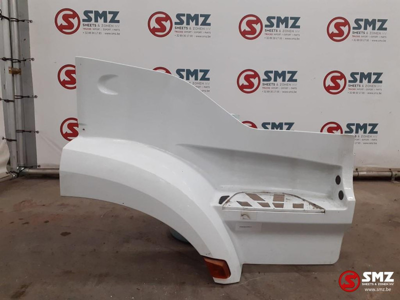 Mercedes-Benz Occ opstapbak rechts Mercedes - Cabine e interior por Camião: foto 1 Mercedes-Benz Occ opstapbak rechts Mercedes - Cabine e interior por Camião: foto 1