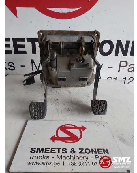 Mercedes-Benz Occ pedaalplaat compleet Actros 1841 - Pedal por Camião: foto 1 Mercedes-Benz Occ pedaalplaat compleet Actros 1841 - Pedal por Camião: foto 1