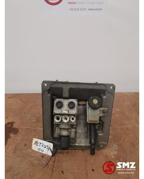 Mercedes-Benz Occ pedalenbox actros - Pedal por Camião: foto 3 Mercedes-Benz Occ pedalenbox actros - Pedal por Camião: foto 3