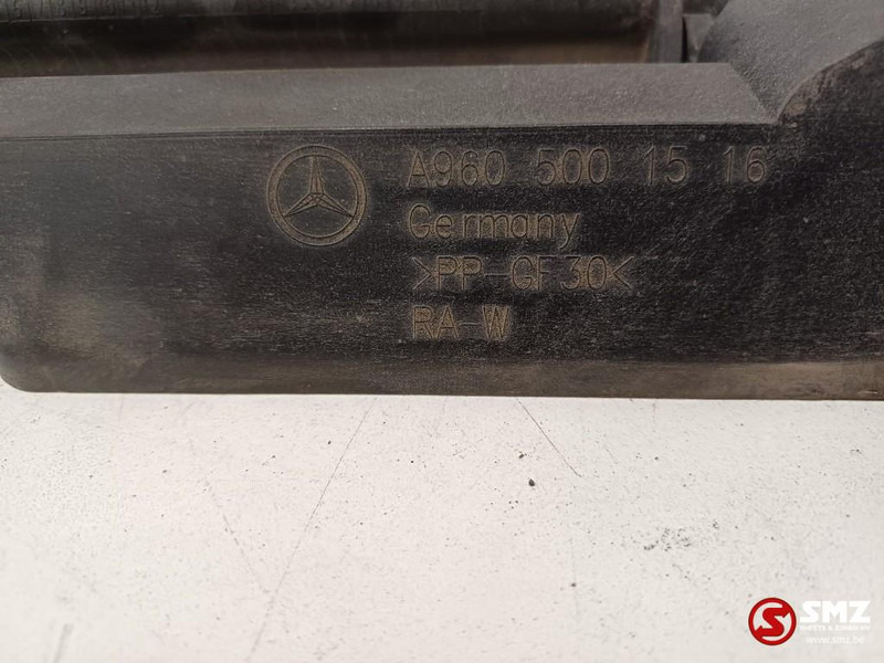 Mercedes-Benz Occ radiatorrooster Mercedes - Radiador por Camião: foto 3 Mercedes-Benz Occ radiatorrooster Mercedes - Radiador por Camião: foto 3