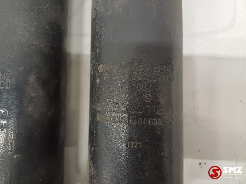 Mercedes-Benz Occ set schokdempers Mercedes - Amortecedor por Camião: foto 3 Mercedes-Benz Occ set schokdempers Mercedes - Amortecedor por Camião: foto 3