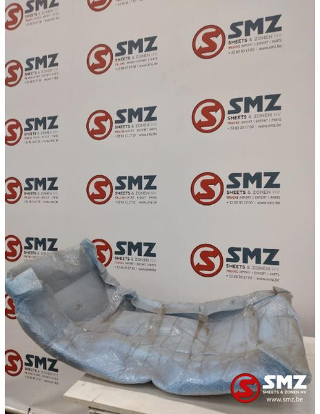 Mercedes-Benz Occ spatbord vooraan Mercedes Econic 1828 A9438800 - Estrutura/ Châssis por Camião: foto 2 Mercedes-Benz Occ spatbord vooraan Mercedes Econic 1828 A9438800 - Estrutura/ Châssis por Camião: foto 2