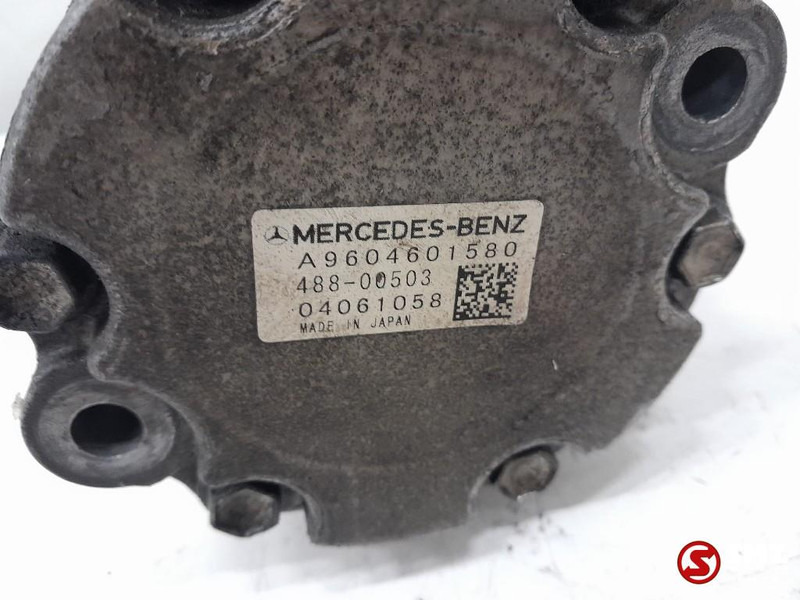 Mercedes-Benz Occ stuurbekrachtigingspomp Mercedes - Bomba de direção por Camião: foto 5 Mercedes-Benz Occ stuurbekrachtigingspomp Mercedes - Bomba de direção por Camião: foto 5