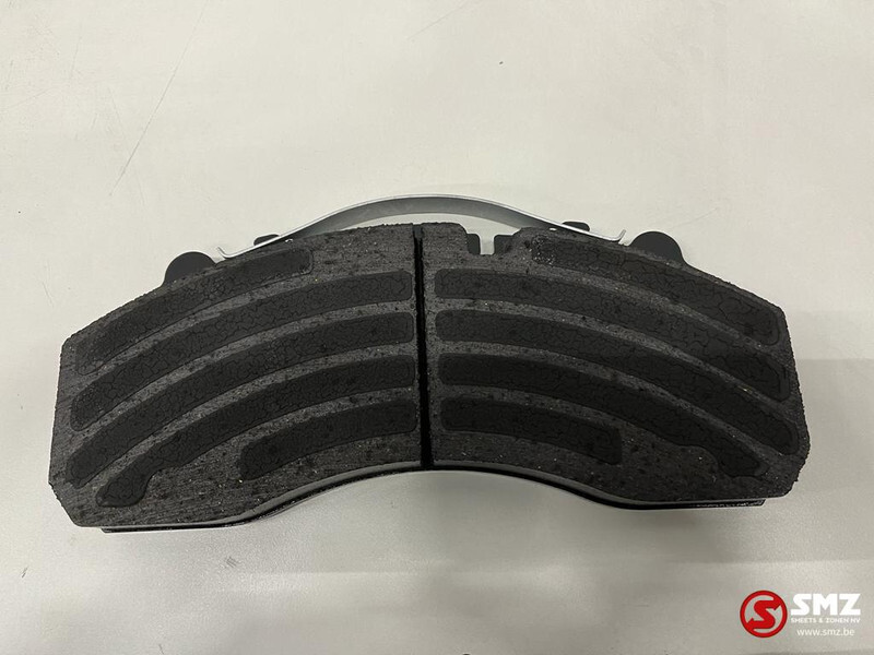 Mercedes-Benz Remblokken mercedes 0044206020 - Pastilhas de freio por Camião: foto 3 Mercedes-Benz Remblokken mercedes 0044206020 - Pastilhas de freio por Camião: foto 3