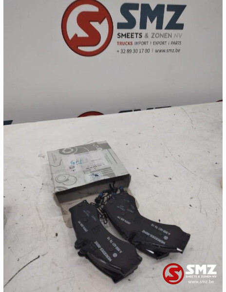 Mercedes-Benz Set remblokken mercedes sprinter w901-w905 a008420 - Pastilhas de freio por Camião: foto 1 Mercedes-Benz Set remblokken mercedes sprinter w901-w905 a008420 - Pastilhas de freio por Camião: foto 1