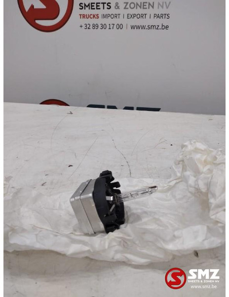 Mercedes-Benz Xenonlamp + houder Mercedes A0018265482 N000000004 - Farol dianteira por Camião: foto 1 Mercedes-Benz Xenonlamp + houder Mercedes A0018265482 N000000004 - Farol dianteira por Camião: foto 1