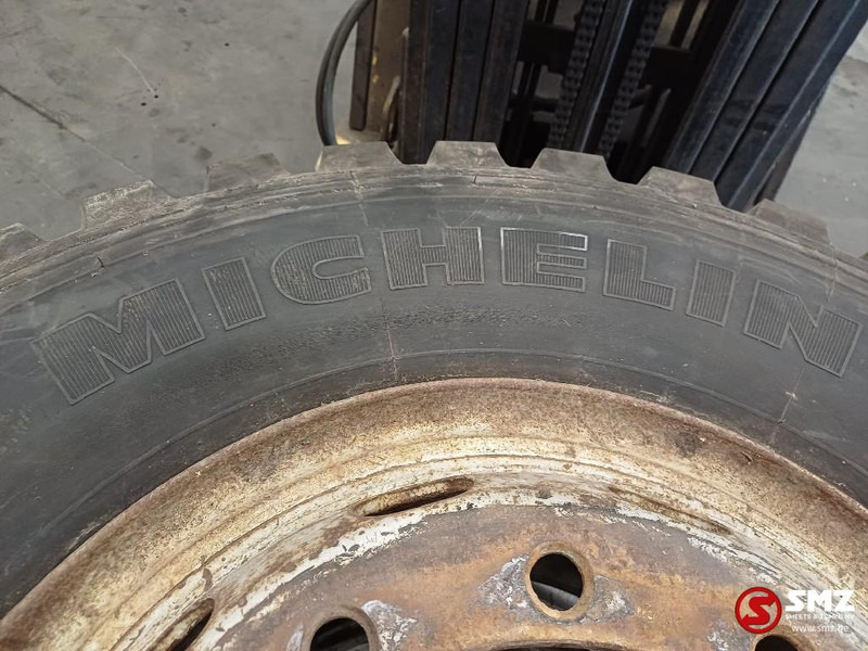 Michelin Occ vrachtwagenband 12.00R20 154/149K Michelin - Pneu por Camião: foto 2 Michelin Occ vrachtwagenband 12.00R20 154/149K Michelin - Pneu por Camião: foto 2