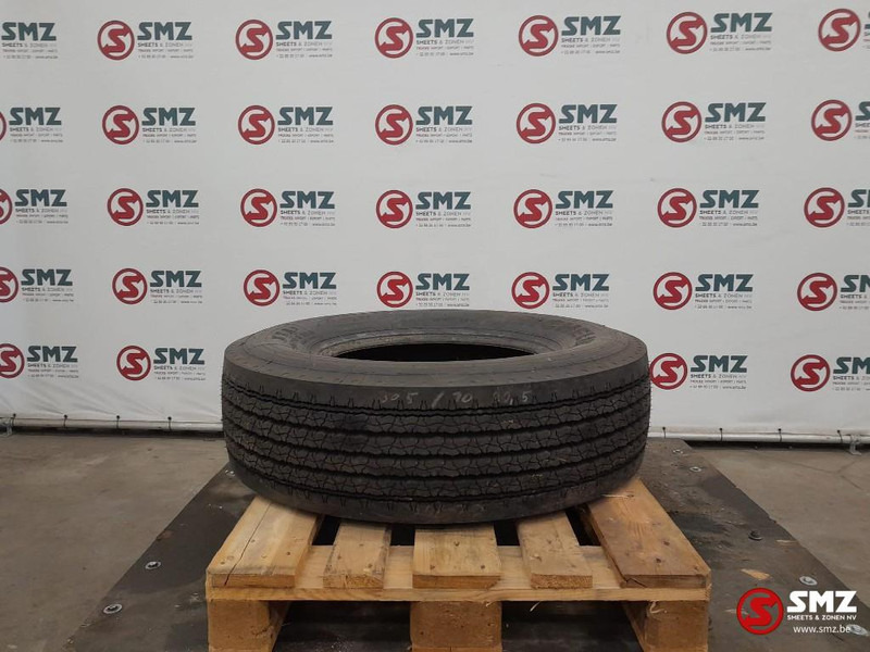 Michelin Occ vrachtwagenband Michelin 305/70R22.5 - Pneu por Camião: foto 1 Michelin Occ vrachtwagenband Michelin 305/70R22.5 - Pneu por Camião: foto 1