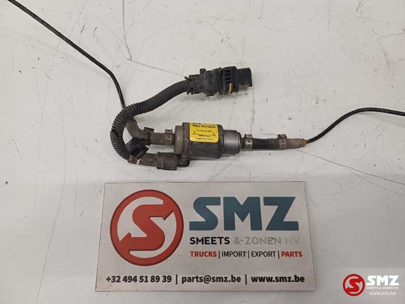 Renault Occ brandstofdoseerpomp DP42 Webasto - Sistema de combustível por Camião: foto 2 Renault Occ brandstofdoseerpomp DP42 Webasto - Sistema de combustível por Camião: foto 2