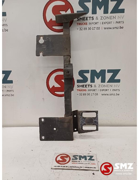 Renault Occ bumperbevestiging rechts Renault - Para-choque por Camião: foto 1 Renault Occ bumperbevestiging rechts Renault - Para-choque por Camião: foto 1
