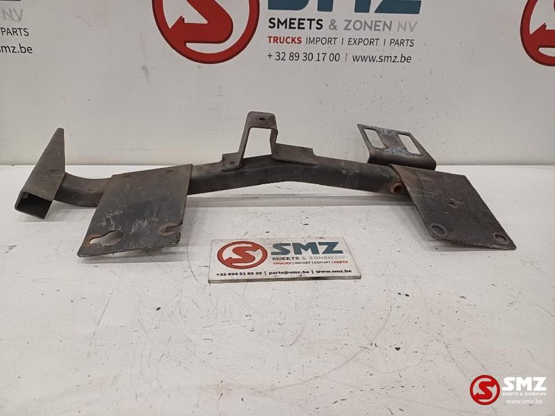 Renault Occ bumperbevestiging rechts Renault - Para-choque por Camião: foto 4 Renault Occ bumperbevestiging rechts Renault - Para-choque por Camião: foto 4