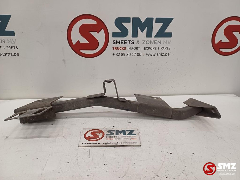 Renault Occ bumperbevestiging rechts Renault - Para-choque por Camião: foto 3 Renault Occ bumperbevestiging rechts Renault - Para-choque por Camião: foto 3