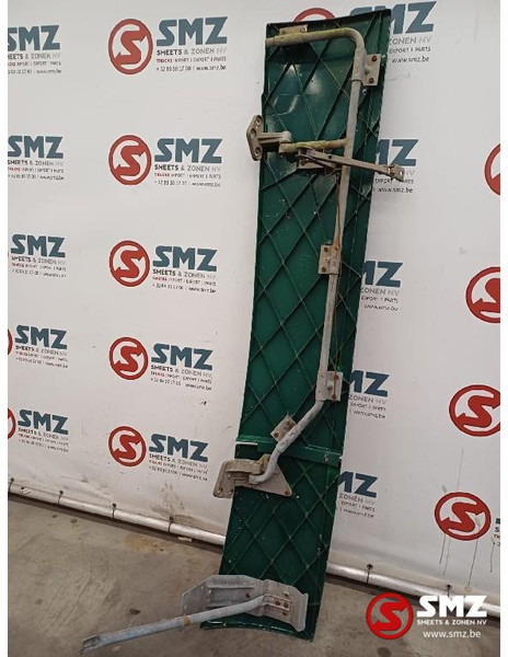 Renault Occ cabinespoiler links Renault - Aerodinâmica/ Aerofólio por Camião: foto 2 Renault Occ cabinespoiler links Renault - Aerodinâmica/ Aerofólio por Camião: foto 2