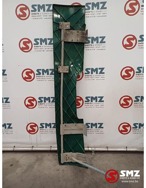 Renault Occ cabinespoiler rechts Renault - Aerodinâmica/ Aerofólio por Camião: foto 2 Renault Occ cabinespoiler rechts Renault - Aerodinâmica/ Aerofólio por Camião: foto 2