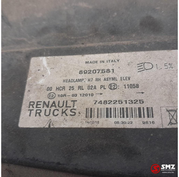 Renault Occ koplamp rechts RHD Renault - Farol dianteira por Camião: foto 3 Renault Occ koplamp rechts RHD Renault - Farol dianteira por Camião: foto 3
