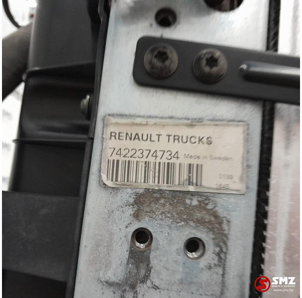 Renault Occ radiator + intercooler + expansievat Renault - Radiador por Camião: foto 5 Renault Occ radiator + intercooler + expansievat Renault - Radiador por Camião: foto 5