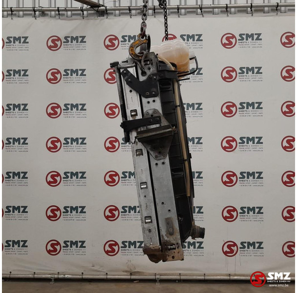 Renault Occ radiator + intercooler + expansievat Renault - Radiador por Camião: foto 3 Renault Occ radiator + intercooler + expansievat Renault - Radiador por Camião: foto 3