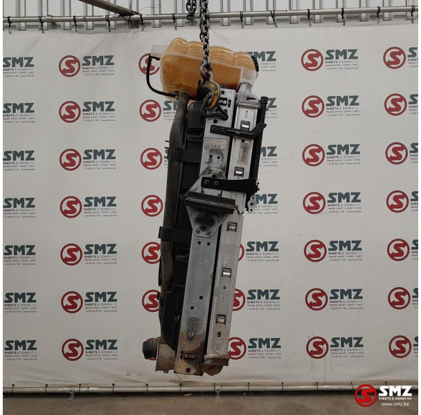 Renault Occ radiator + intercooler + expansievat Renault - Radiador por Camião: foto 4 Renault Occ radiator + intercooler + expansievat Renault - Radiador por Camião: foto 4