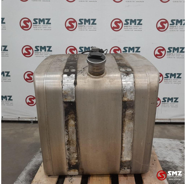 Scania Occ brandstoftank 320L Scania - Tanque de combustível por Camião: foto 1 Scania Occ brandstoftank 320L Scania - Tanque de combustível por Camião: foto 1