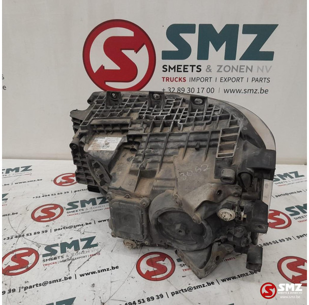 Scania Occ koplamp rechts Scania RHD - Farol dianteira por Camião: foto 2 Scania Occ koplamp rechts Scania RHD - Farol dianteira por Camião: foto 2