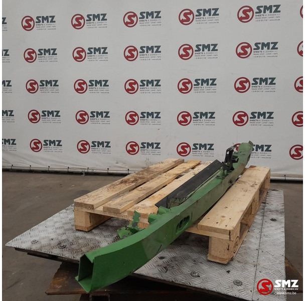 Scania Occ onderrijbeveiliging Scania - Para-choque por Camião: foto 3 Scania Occ onderrijbeveiliging Scania - Para-choque por Camião: foto 3