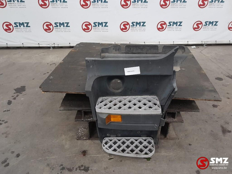 Scania Occ opstapbak links Scania - Cabine e interior por Camião: foto 1 Scania Occ opstapbak links Scania - Cabine e interior por Camião: foto 1