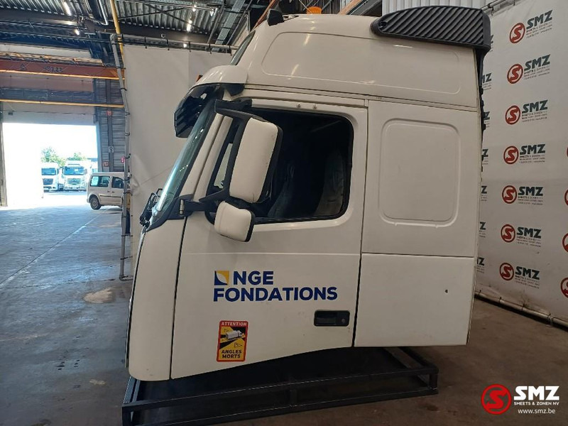 Volvo Occ Cabine Volvo FH2 Globetrotter L2H2 - Cabine e interior por Camião: foto 5 Volvo Occ Cabine Volvo FH2 Globetrotter L2H2 - Cabine e interior por Camião: foto 5