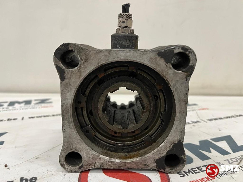 Volvo Occ Hydraulische pomp met PTO Volvo - Bomba hidráulica por Camião: foto 2 Volvo Occ Hydraulische pomp met PTO Volvo - Bomba hidráulica por Camião: foto 2