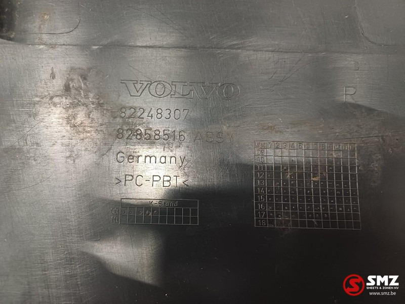 Volvo Occ bumperhoek rechts Volvo - Para-choque por Camião: foto 3 Volvo Occ bumperhoek rechts Volvo - Para-choque por Camião: foto 3