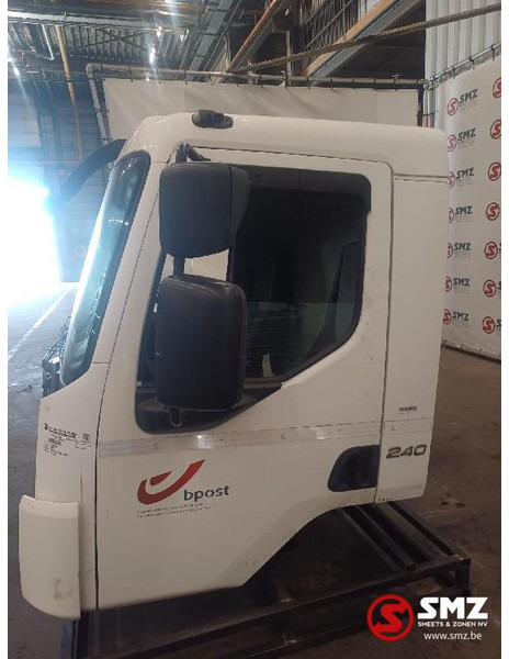 Volvo Occ cabine Volvo - Cabine e interior por Camião: foto 3 Volvo Occ cabine Volvo - Cabine e interior por Camião: foto 3