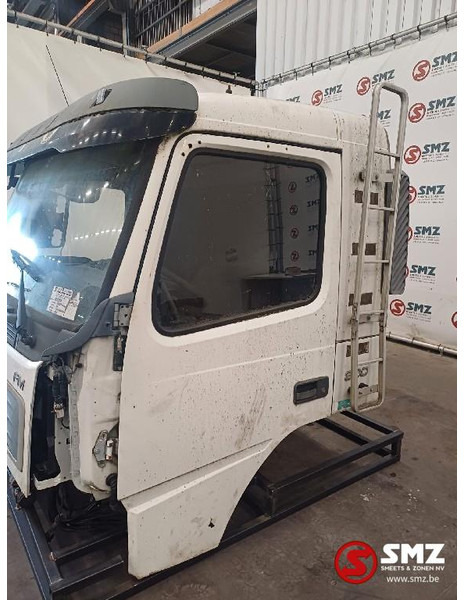 Volvo Occ cabine Volvo - Cabine e interior por Camião: foto 3 Volvo Occ cabine Volvo - Cabine e interior por Camião: foto 3