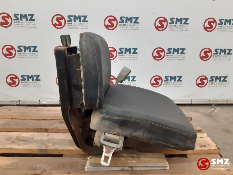 Zettelmeyer Occ bijrijdersstoel Zettelmeyer - Cabine e interior por Camião: foto 4 Zettelmeyer Occ bijrijdersstoel Zettelmeyer - Cabine e interior por Camião: foto 4