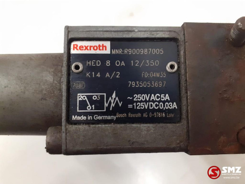Zettelmeyer Occ drukschakelaar Zettelmeyer - Sistema elétrico por Camião: foto 4 Zettelmeyer Occ drukschakelaar Zettelmeyer - Sistema elétrico por Camião: foto 4