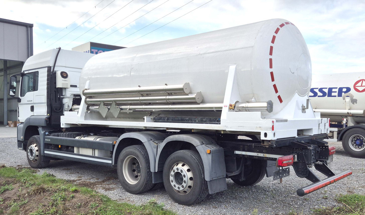MAN Tank gas truck cryogenic used for oxygen, nitrogen, argon, LIN, LOX, LAR - Caminhão tanque: foto 4 MAN Tank gas truck cryogenic used for oxygen, nitrogen, argon, LIN, LOX, LAR - Caminhão tanque: foto 4