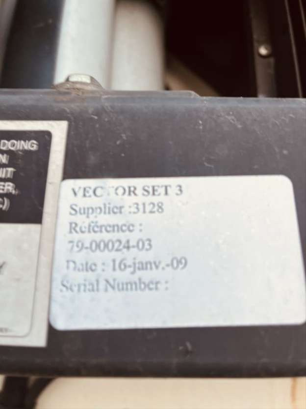 Diversen Vector 1800 Compleet en onderdelen Compressor ect - Semi-reboque frigorífico: foto 4 Diversen Vector 1800 Compleet en onderdelen Compressor ect - Semi-reboque frigorífico: foto 4
