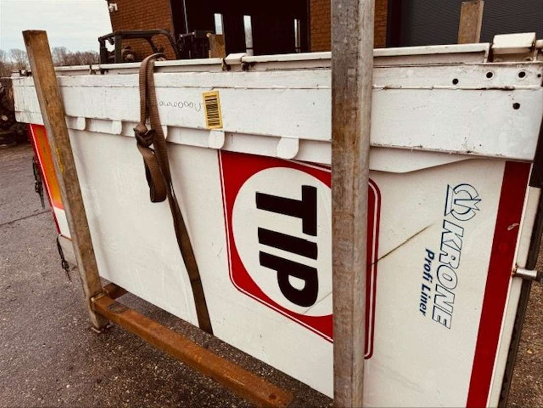 Krone Achterdeur links - Carroceria e exterior por Camião: foto 1 Krone Achterdeur links - Carroceria e exterior por Camião: foto 1