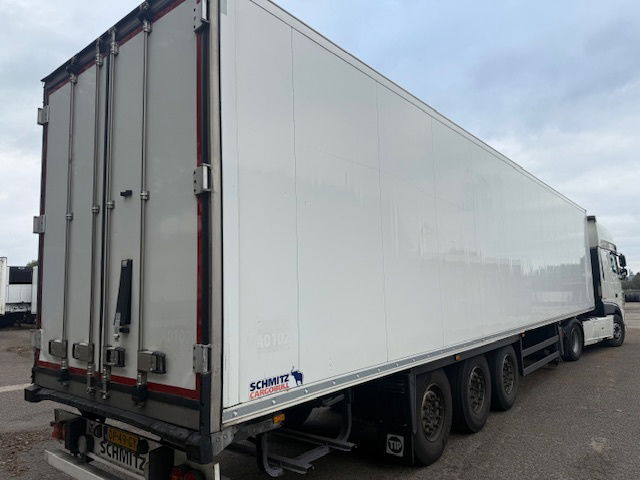 Schmitz Cargobull Vector 1550 liftas - Semi-reboque frigorífico: foto 3 Schmitz Cargobull Vector 1550 liftas - Semi-reboque frigorífico: foto 3