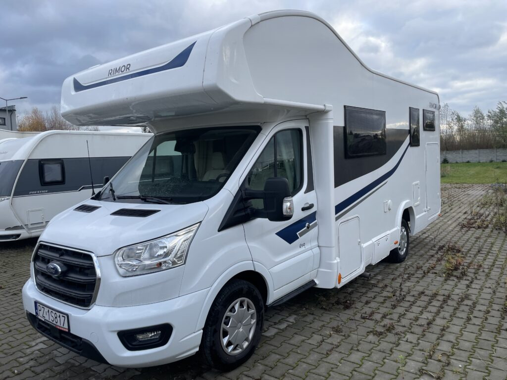 Rimor EVO 5 – FV 23% - Autocaravana capucine: foto 3 Rimor EVO 5 – FV 23% - Autocaravana capucine: foto 3