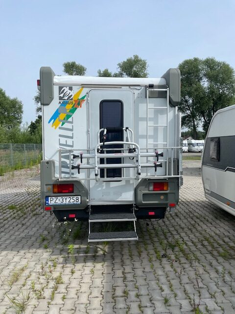 Zabudowa kempingowa do Pick-up’a Knaus Traveller - Autocaravana capucine: foto 4 Zabudowa kempingowa do Pick-up’a Knaus Traveller - Autocaravana capucine: foto 4