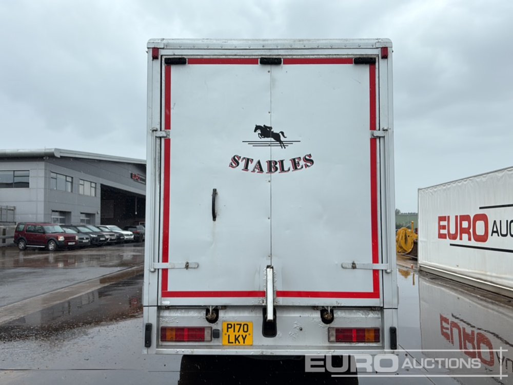 1997 Mercedes 612D - Camião transporte de gado: foto 4 1997 Mercedes 612D - Camião transporte de gado: foto 4