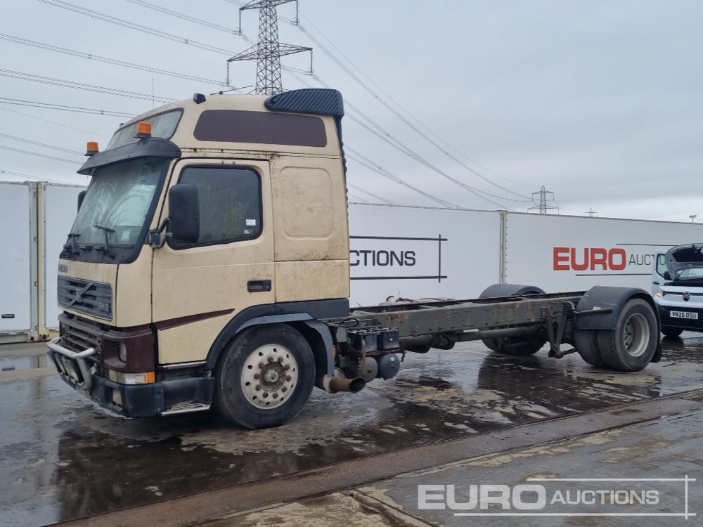 2000 Volvo FM12 - Camião chassi: foto 1 2000 Volvo FM12 - Camião chassi: foto 1