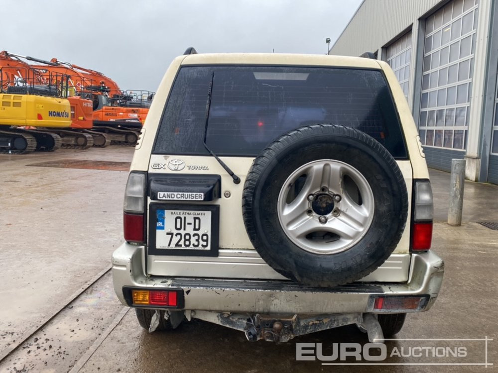 2001 Toyota Land Cruiser - SUV: foto 4 2001 Toyota Land Cruiser - SUV: foto 4