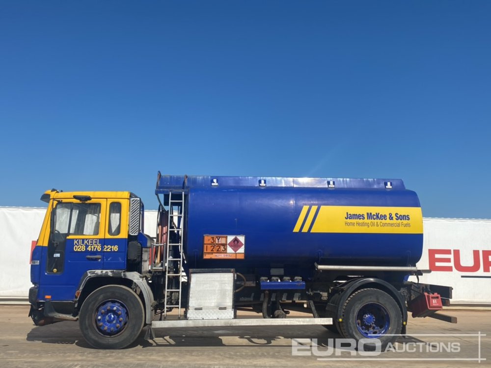 2002 Volvo FL6 18 - Caminhão tanque: foto 2 2002 Volvo FL6 18 - Caminhão tanque: foto 2