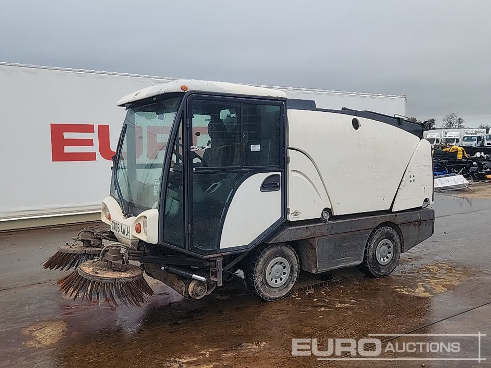 2005 Johnson 142A 101T - Varredora urbana: foto 1 2005 Johnson 142A 101T - Varredora urbana: foto 1