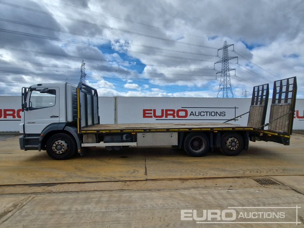 2005 Mercedes Axor 2528 - Camião de caixa aberta/ Plataforma: foto 2 2005 Mercedes Axor 2528 - Camião de caixa aberta/ Plataforma: foto 2