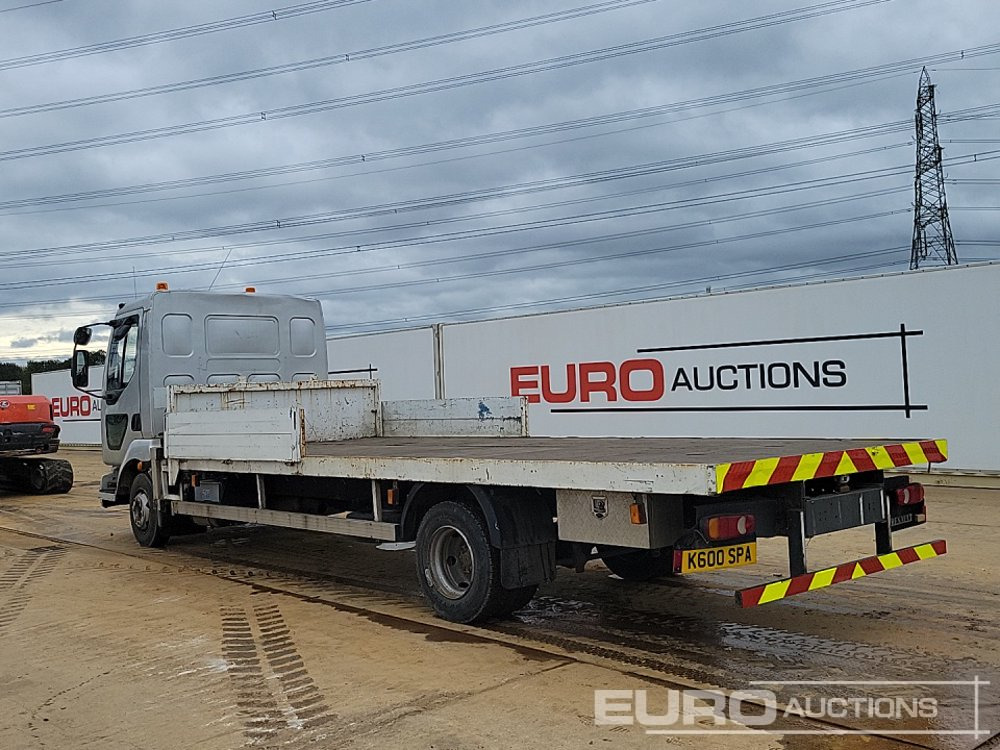 2005 Renault 4x2 Flat Bed Lorry, Manual Gearbox (Reg. Docs. Available) - Camião de caixa aberta/ Plataforma: foto 3 2005 Renault 4x2 Flat Bed Lorry, Manual Gearbox (Reg. Docs. Available) - Camião de caixa aberta/ Plataforma: foto 3