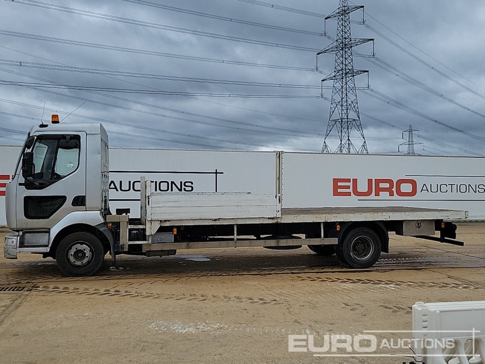 2005 Renault 4x2 Flat Bed Lorry, Manual Gearbox (Reg. Docs. Available) - Camião de caixa aberta/ Plataforma: foto 2 2005 Renault 4x2 Flat Bed Lorry, Manual Gearbox (Reg. Docs. Available) - Camião de caixa aberta/ Plataforma: foto 2