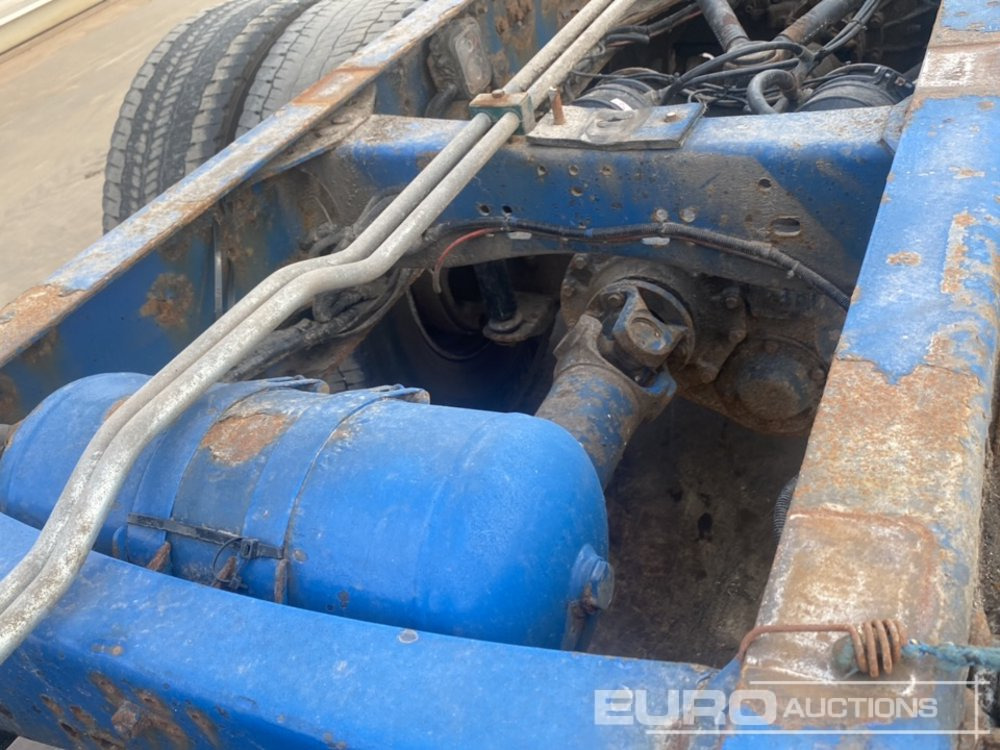 Camião chassi 2006 Volvo 400: foto 27