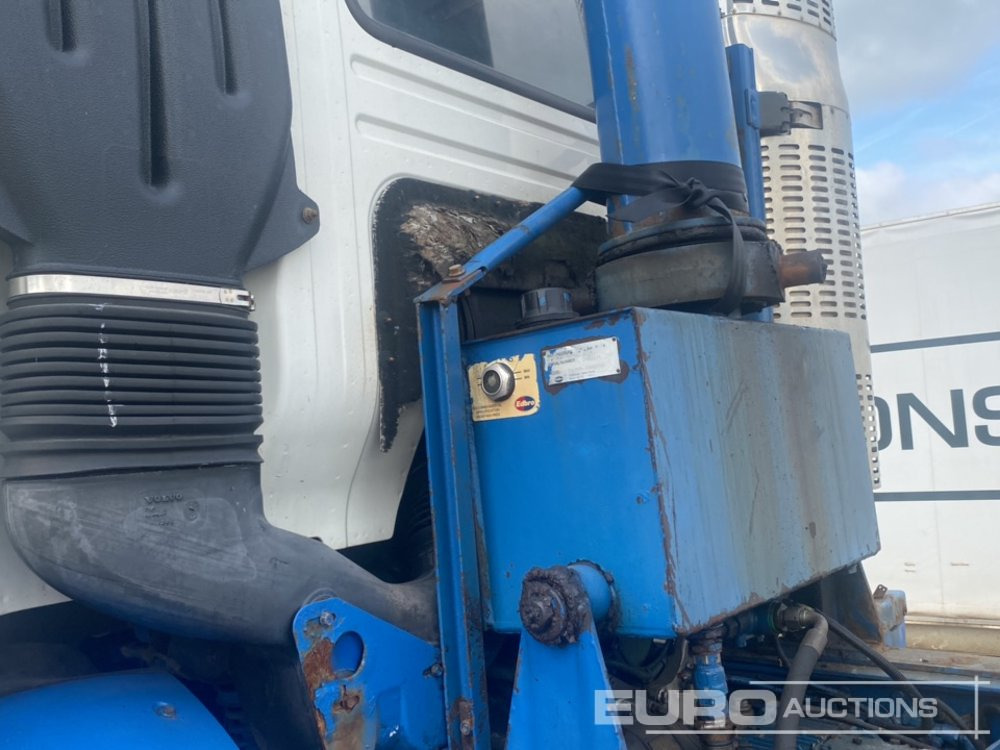 Camião chassi 2006 Volvo 400: foto 18