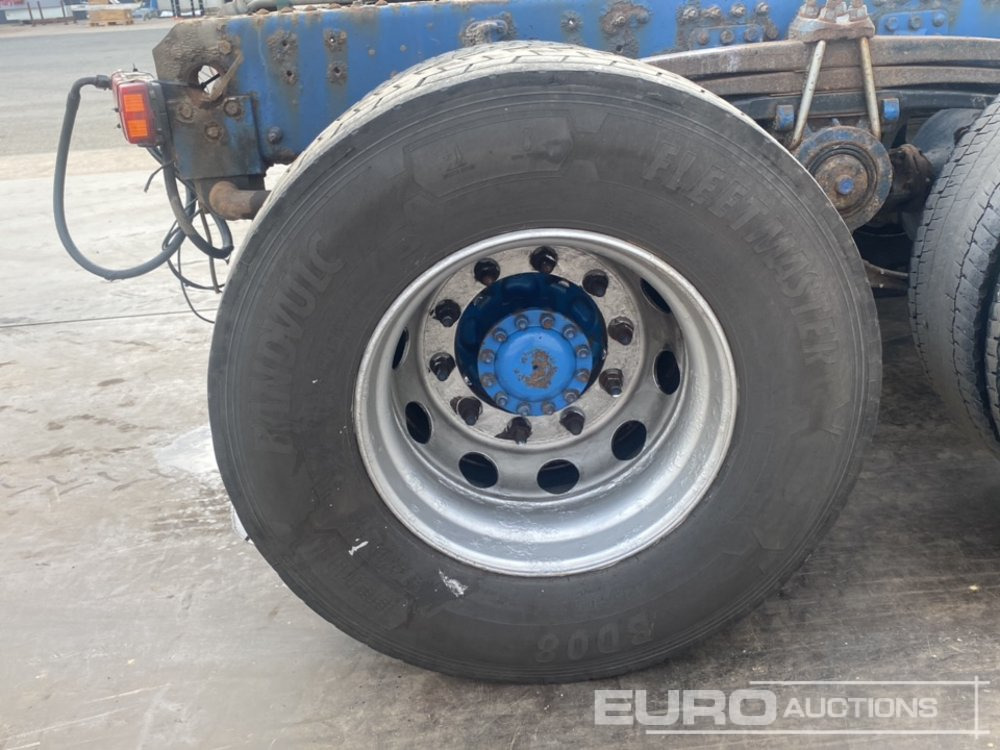 Camião chassi 2006 Volvo 400: foto 13